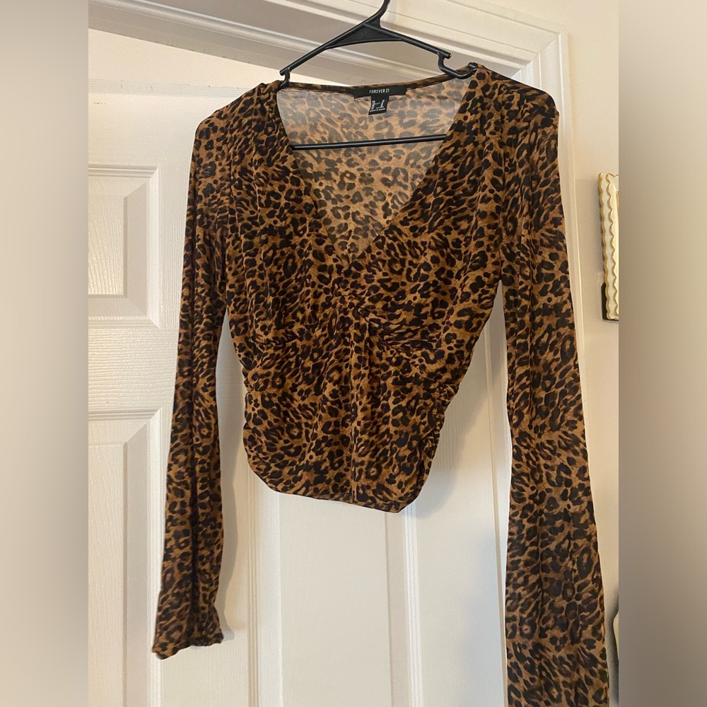 Leopard Print V-Neck Top